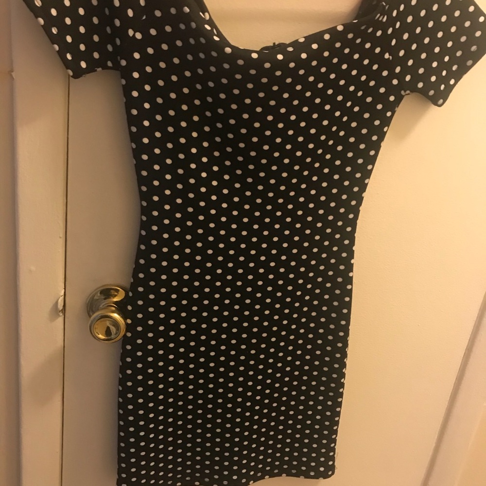 Dress (wore once) perfect condition